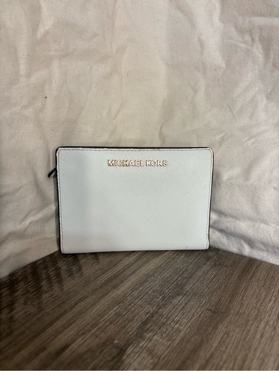Michael Kors Handbags - Michael Kors Cream Saffiano Leather Compact Wallet with Gold Logo